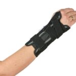 Ligaflex Classic Thuasne zwart op hand IMG_0716